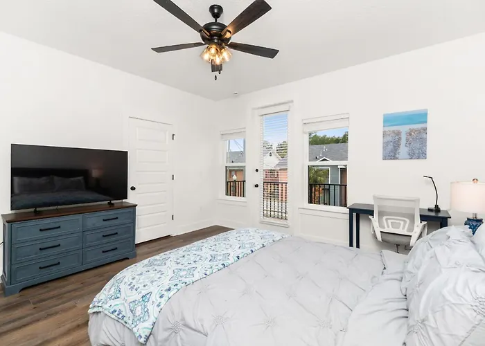 Downtown Sea Escape Iv * Pensacola