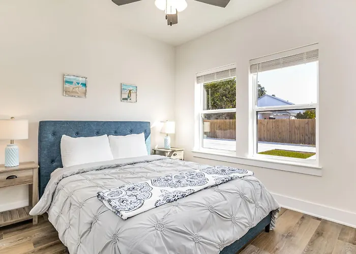 Apartment Downtown Sea Escape Iv